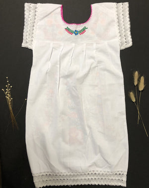 Vestido Bordado, Embroidered Dress