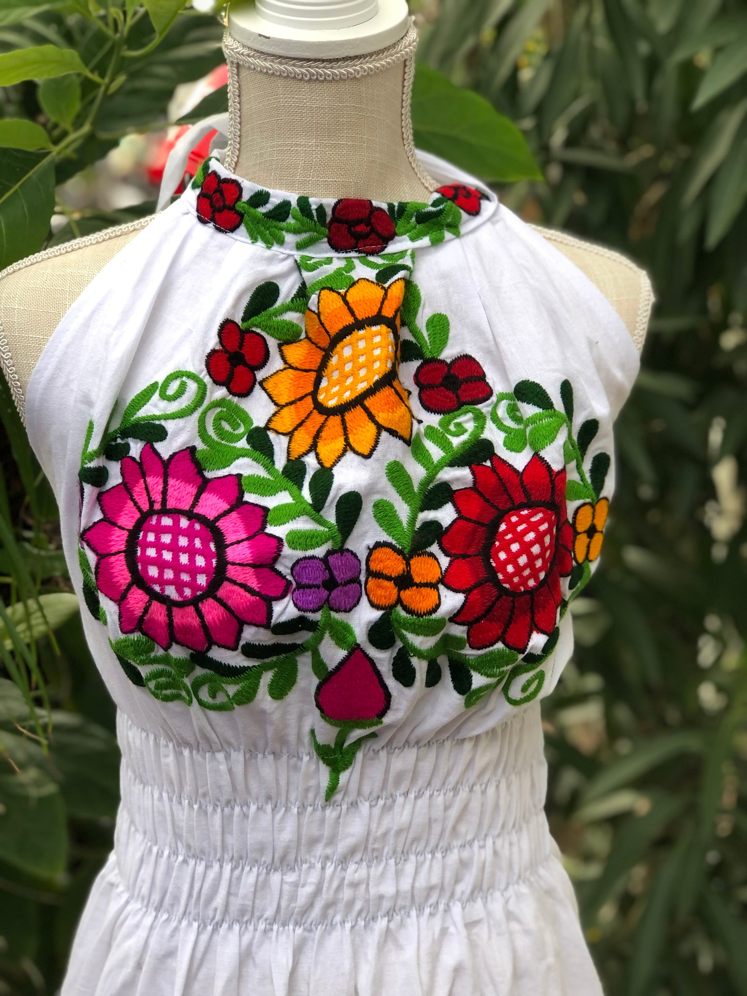 Embroidered Halter Dress, Mexican embroidered Dress, Western Dress. Vestido Halter