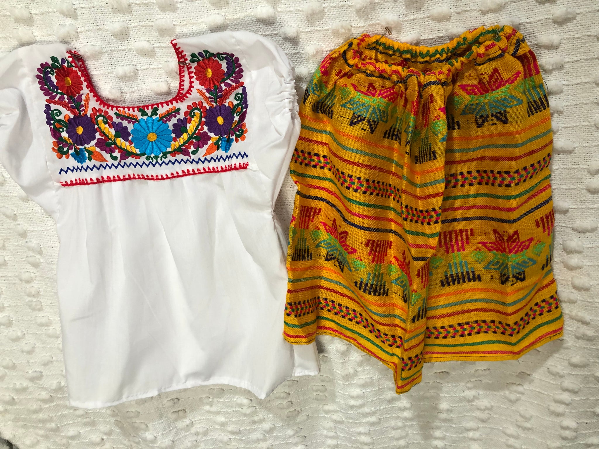 Mexican Girl Set, Traditional  Mexican Girl outfit 3 Pieces.